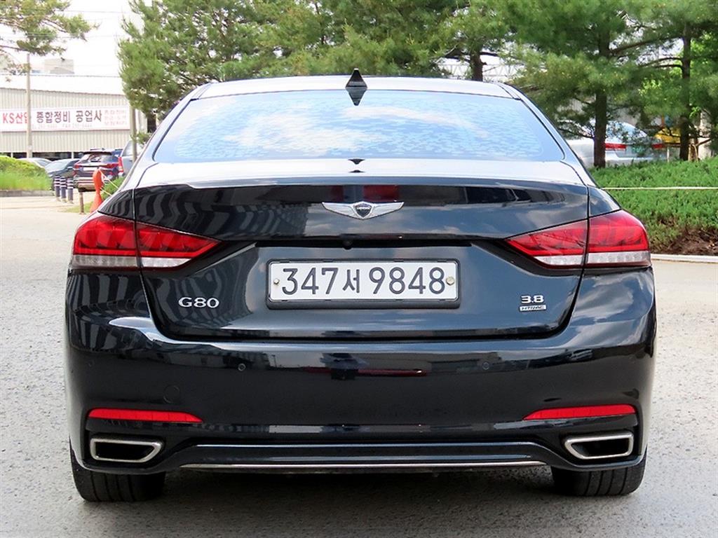 Genesis G80 - Vista 4