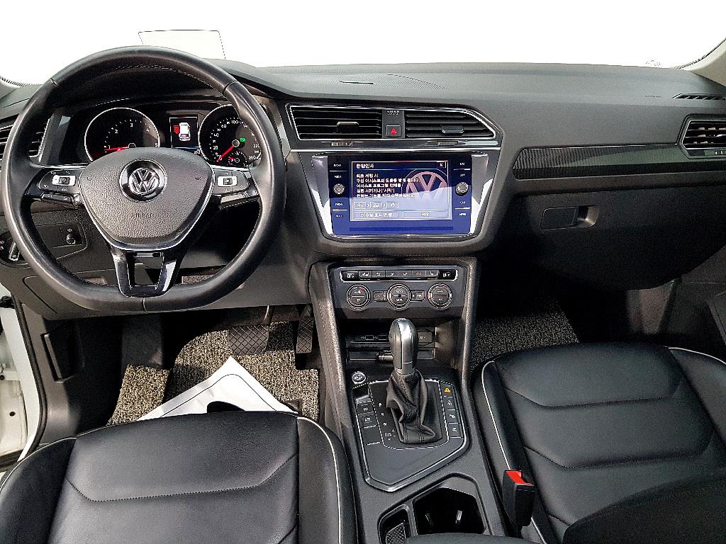 Volkswagen Tiguan - Vista 5