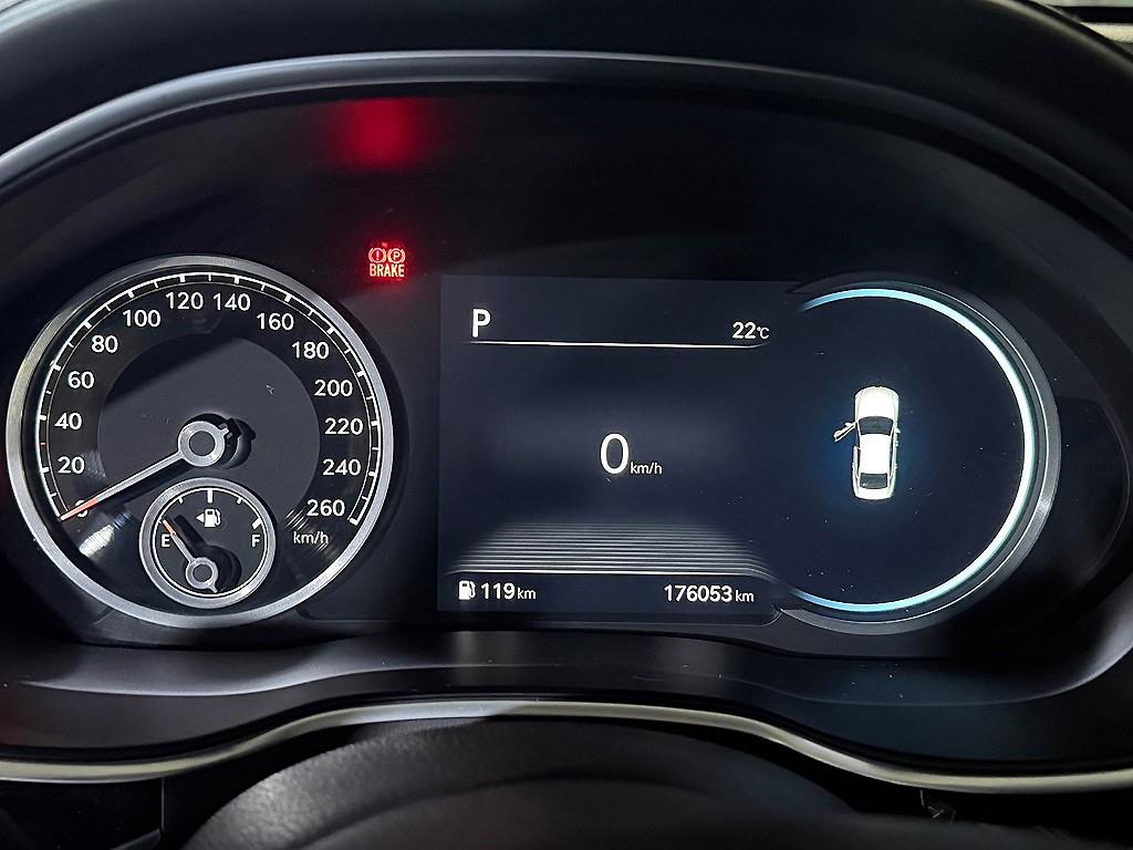 Genesis G80 - Vista 10
