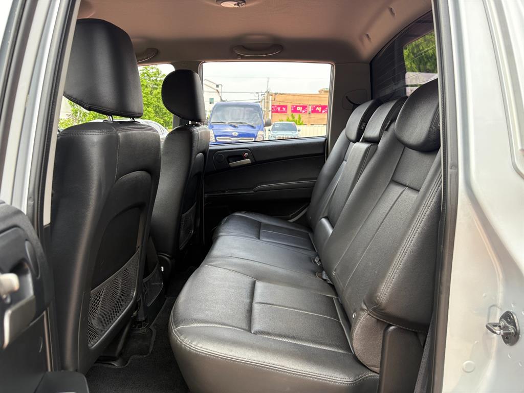 Ssangyong Korando - Vista 11