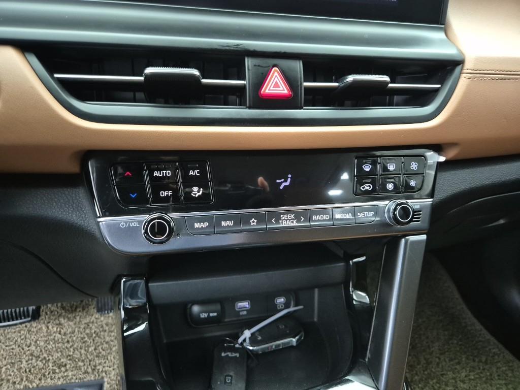 KIA Seltos - Vista 10