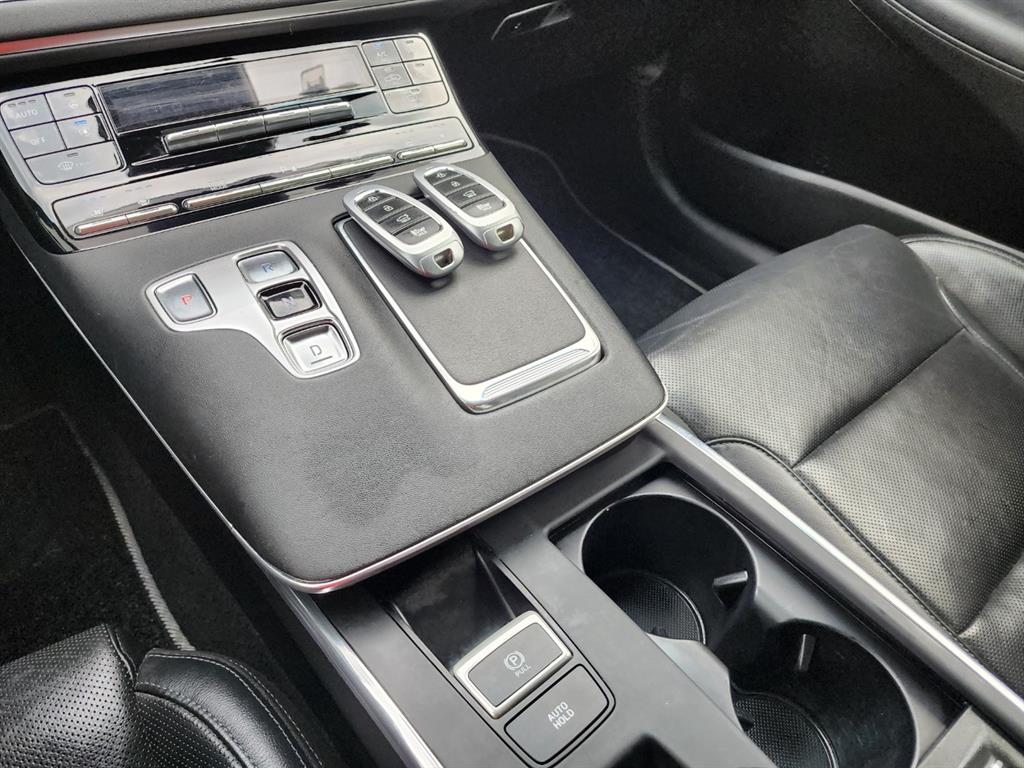 HYUNDAI Grandeur 2020 Blanco - Importación desde Corea - HF Imports Iquique - Foto 14