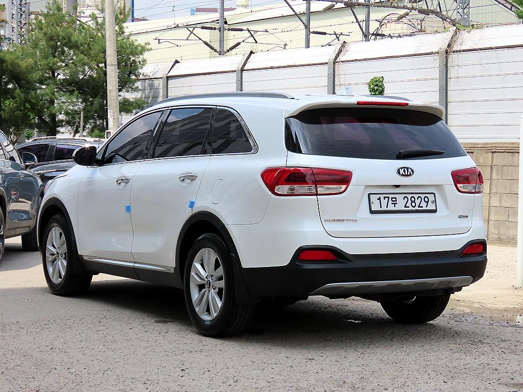KIA Sorento - Vista 3
