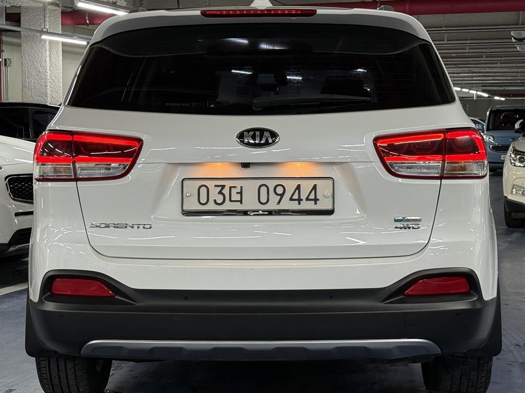 KIA Sorento - Vista 4