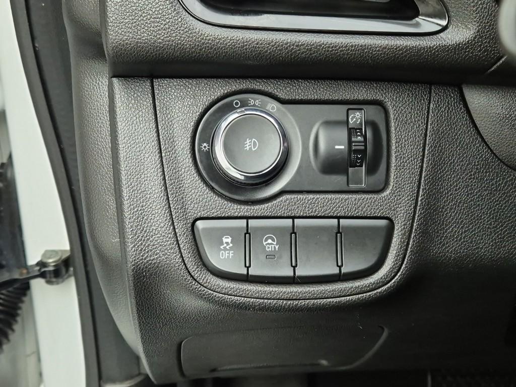 Chevrolet Spark 2016 Blanco - Importación desde Corea - HF Imports Iquique - Foto 17