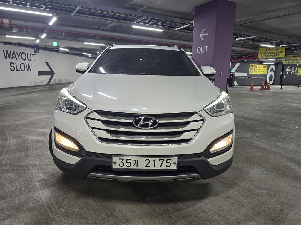 HYUNDAI Santa Fe - Vista 3