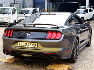 Ford Mustang - Vista 8
