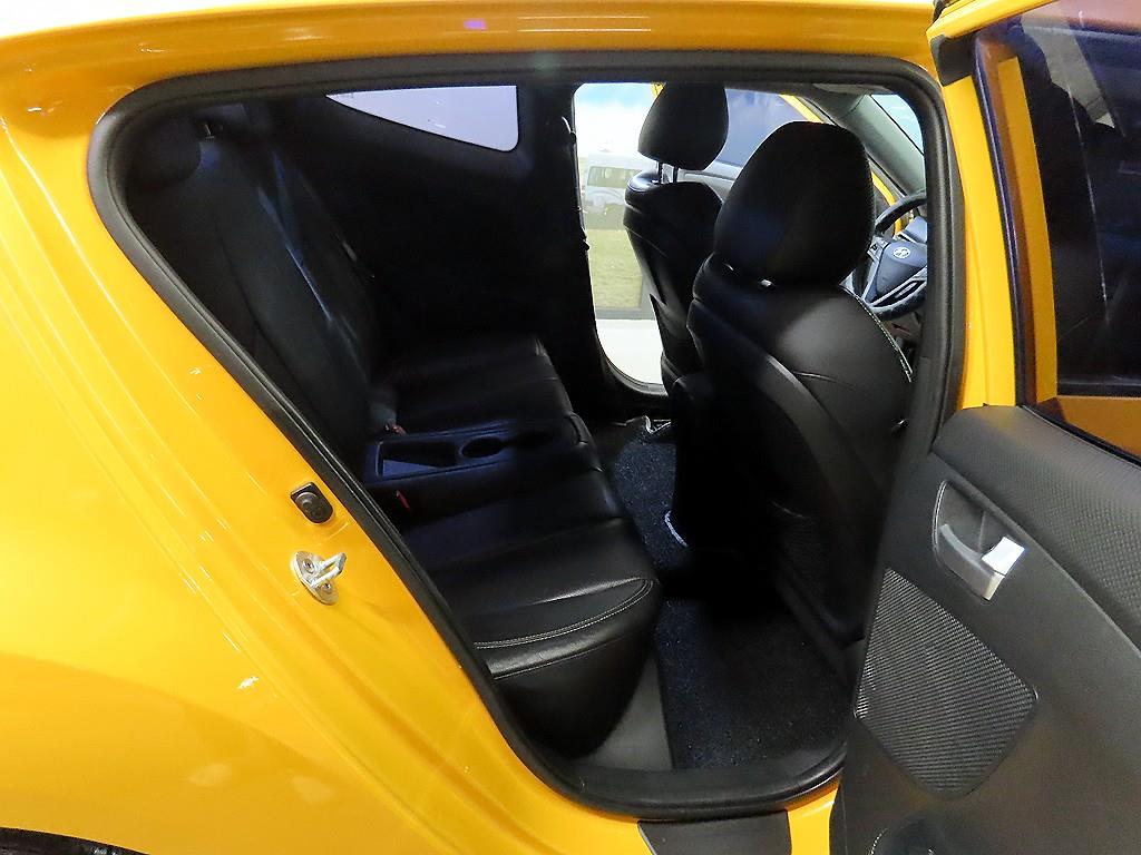 HYUNDAI Veloster - Vista 7