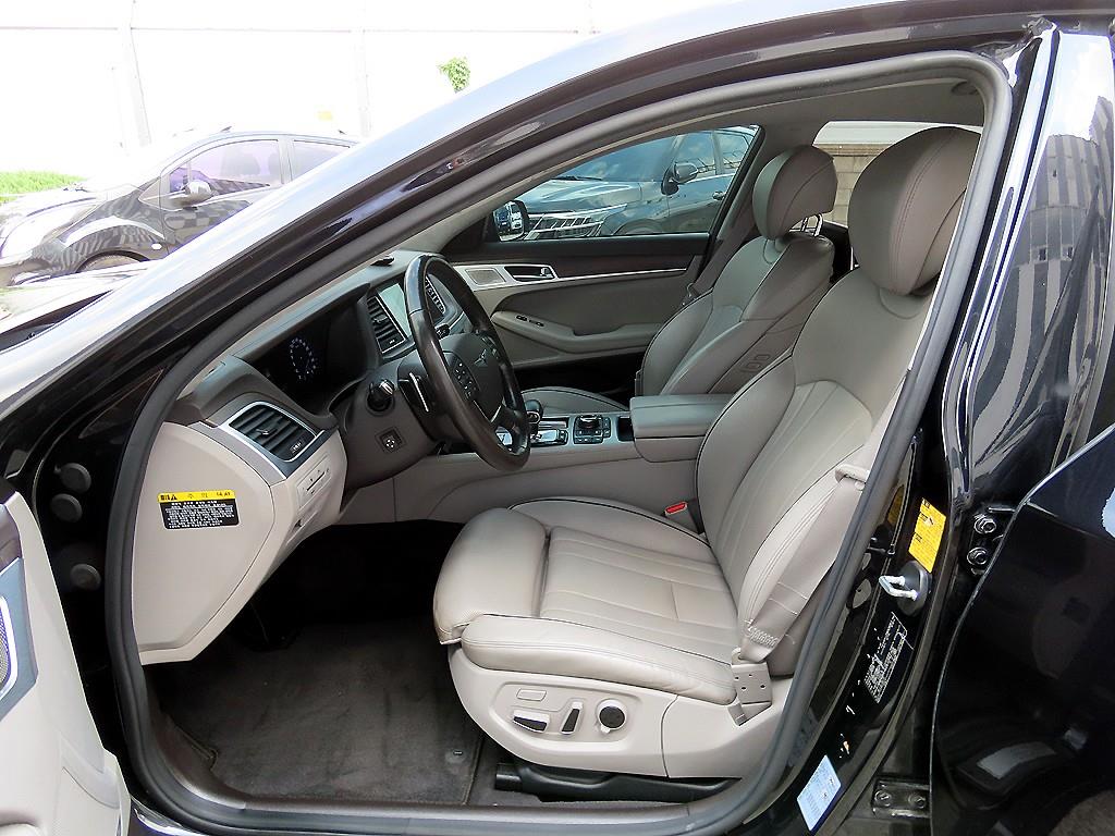 Genesis G80 - Vista 5