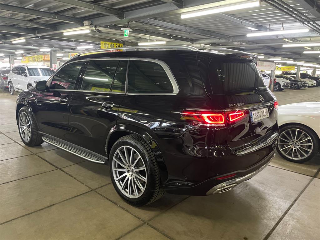 Mercedes Benz GLS Class - Vista 4