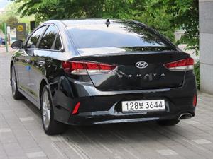 HYUNDAI Sonata - Vista 8