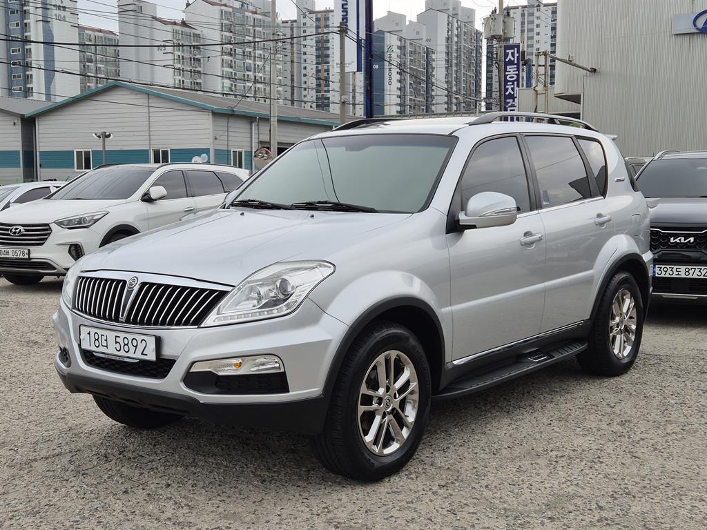 Ssangyong Rexton - Vista 2