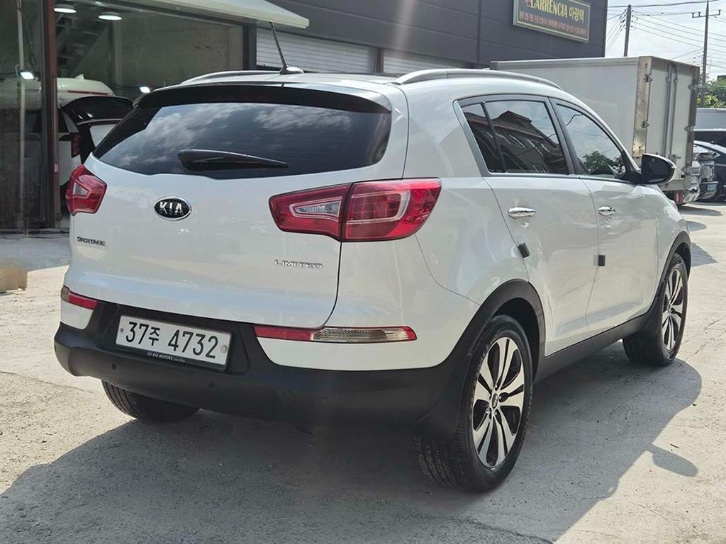 KIA Sportage - Vista 4