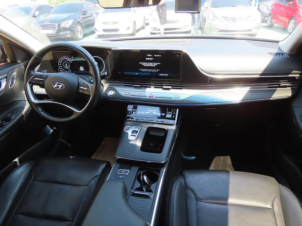 HYUNDAI Grandeur - Vista 5