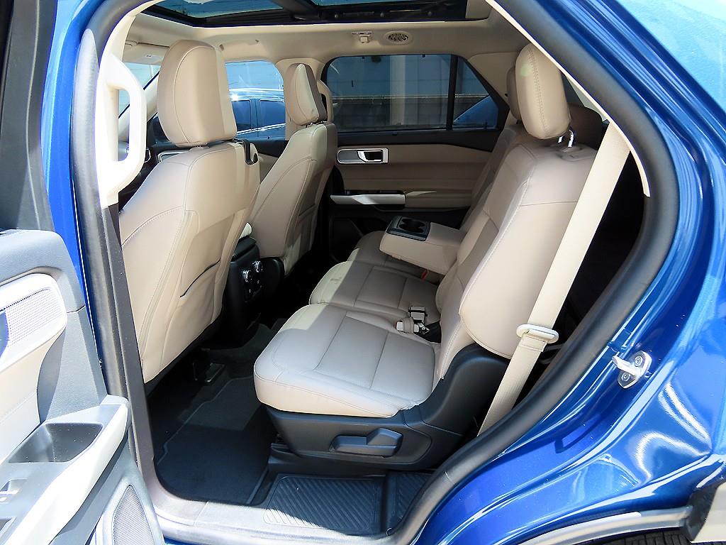 Ford Explorer - Vista 6