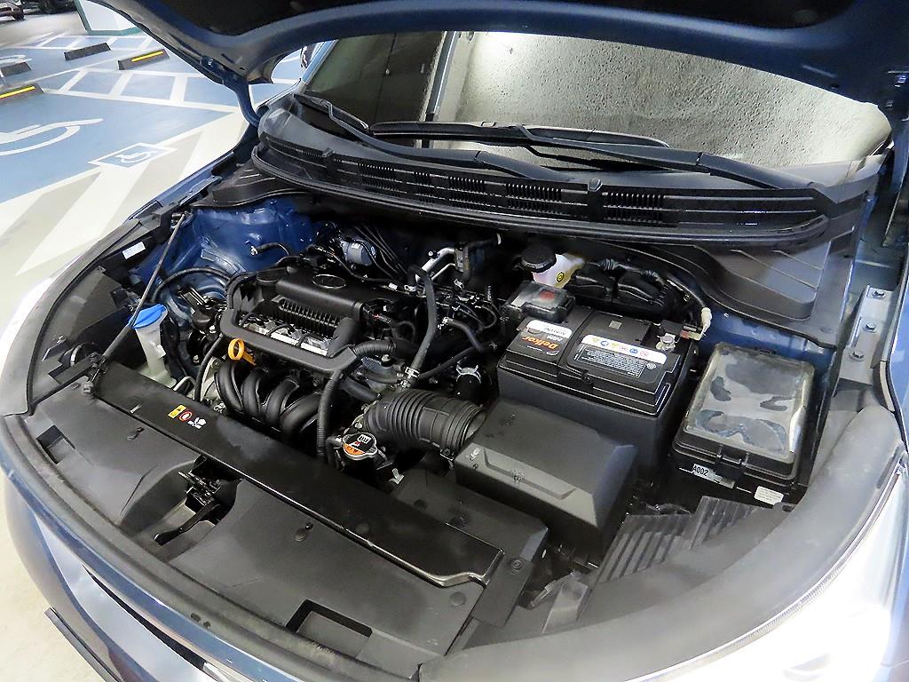 KIA Stonic 2019 Azul - Importación desde Corea - HF Imports Iquique - Foto 19
