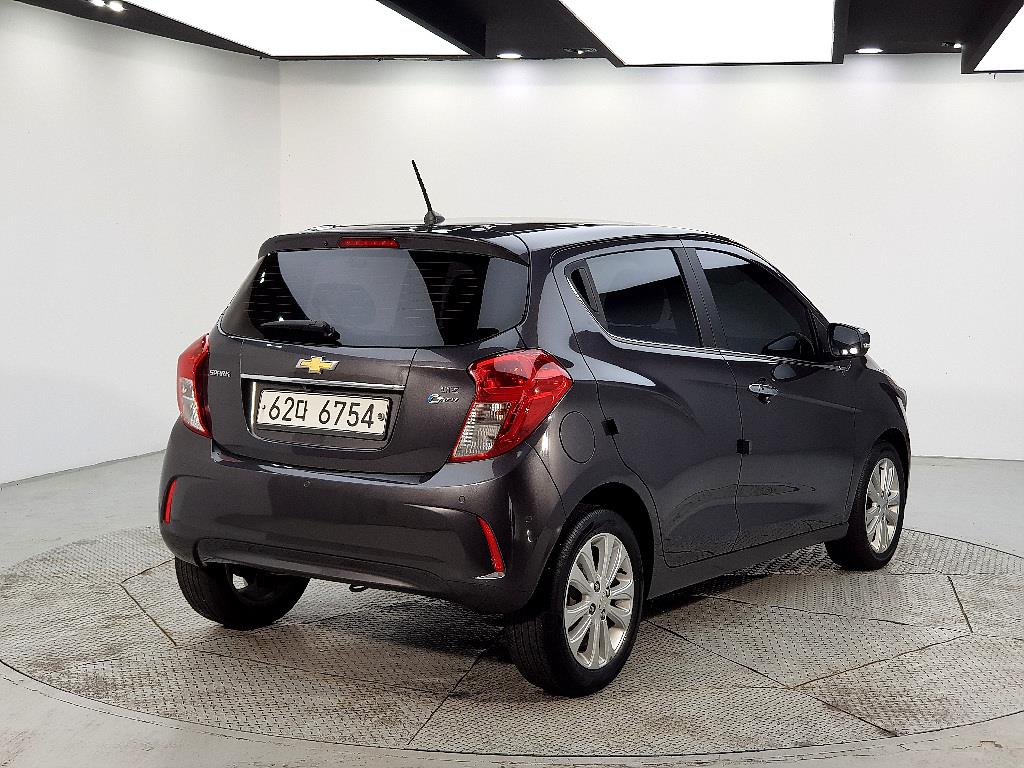 Chevrolet Spark - Vista 4