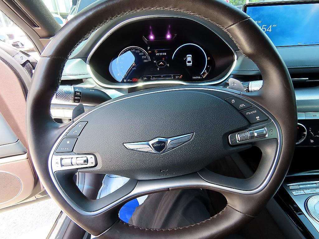 Genesis G80 - Vista 8