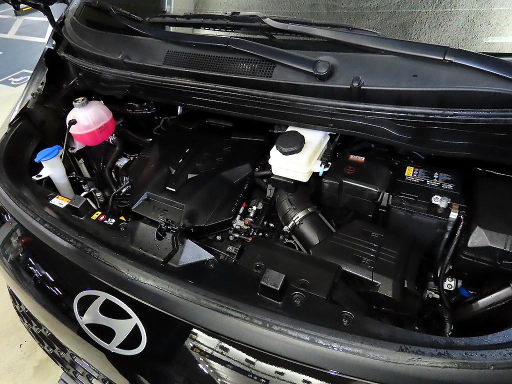 HYUNDAI Staria 2025 Negro - Importación desde Corea - HF Imports Iquique - Foto 18