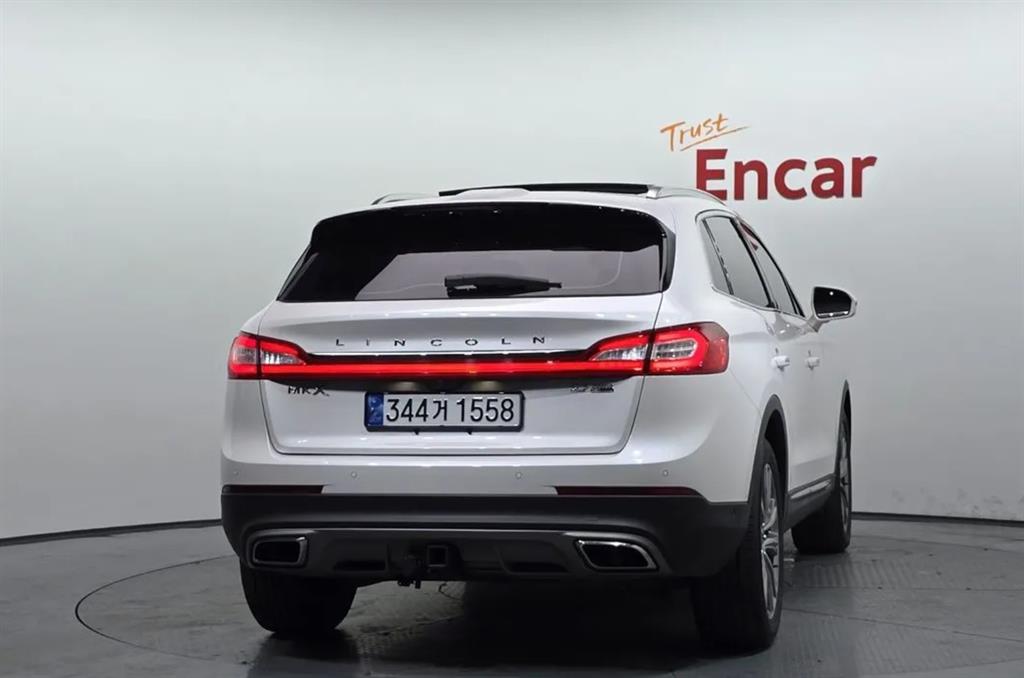 Lincoln MKX - Vista 3