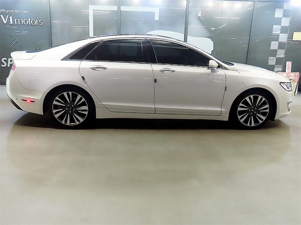 Lincoln MKZ - Vista 3