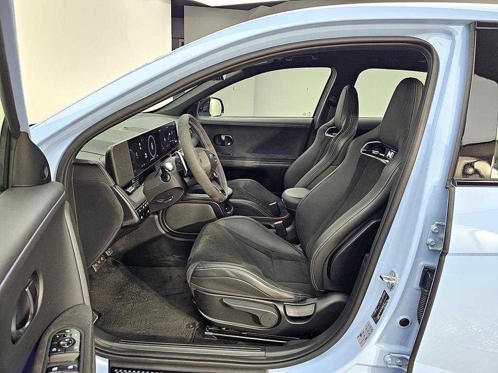 HYUNDAI Ioniq 5 - Vista 7