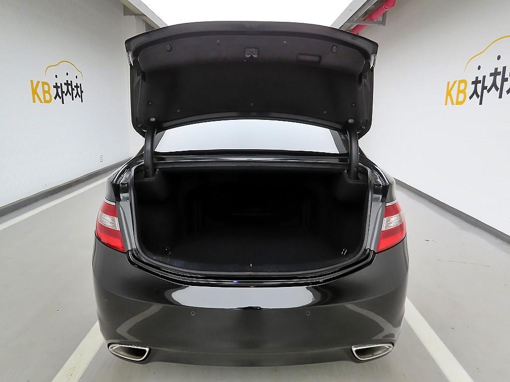 HYUNDAI Grandeur - Vista 5