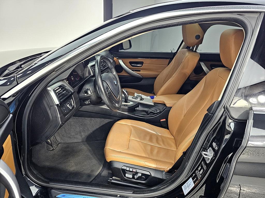BMW 4 Series - Vista 8