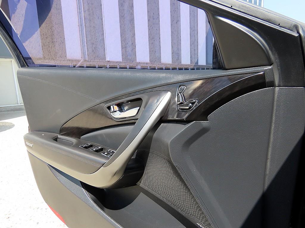 HYUNDAI Grandeur - Vista 11