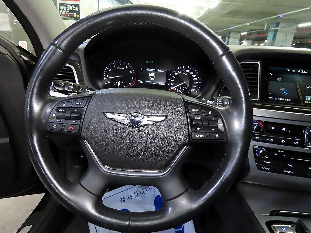 Genesis G80 - Vista 8