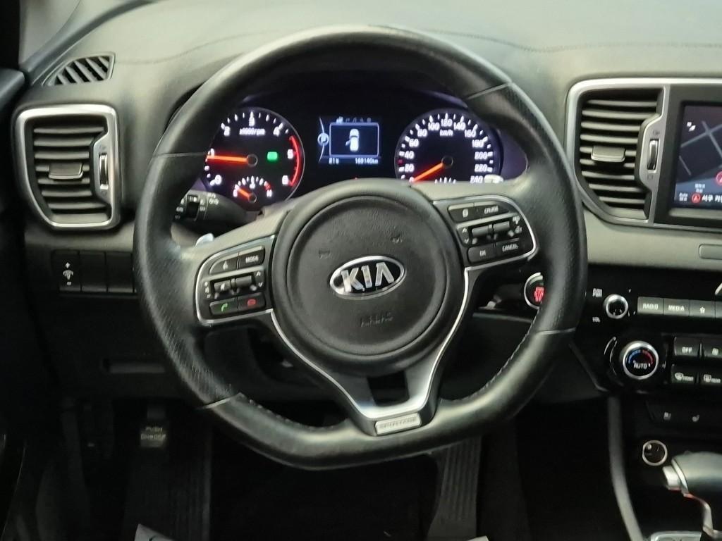KIA Sportage - Vista 9