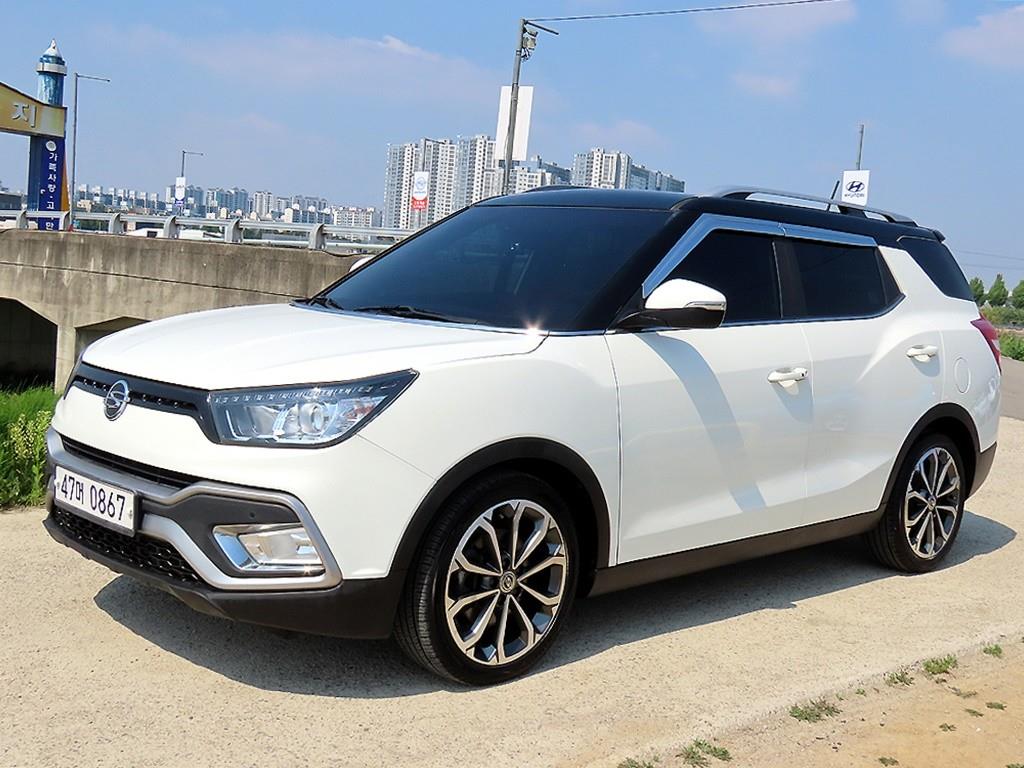 Ssangyong Tivoli - Vista 2