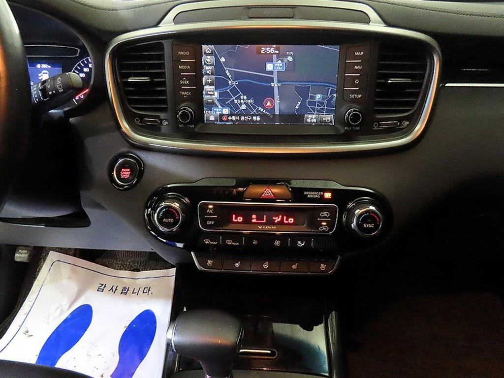 KIA Sorento - Vista 11