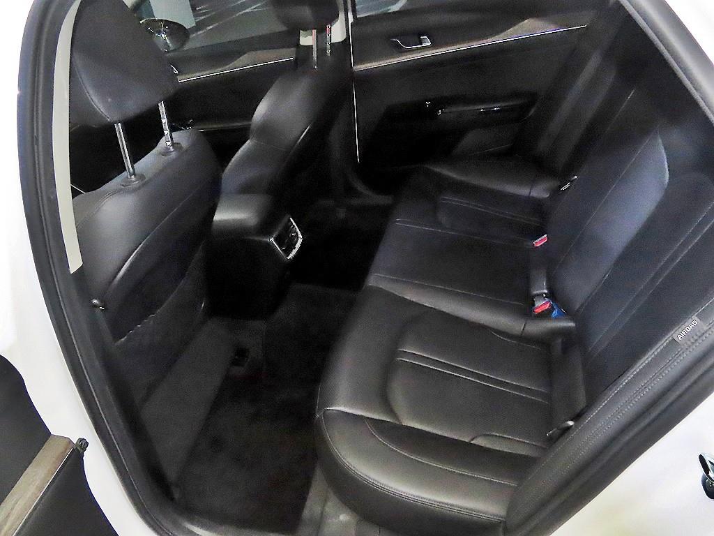 KIA K5 - Vista 7