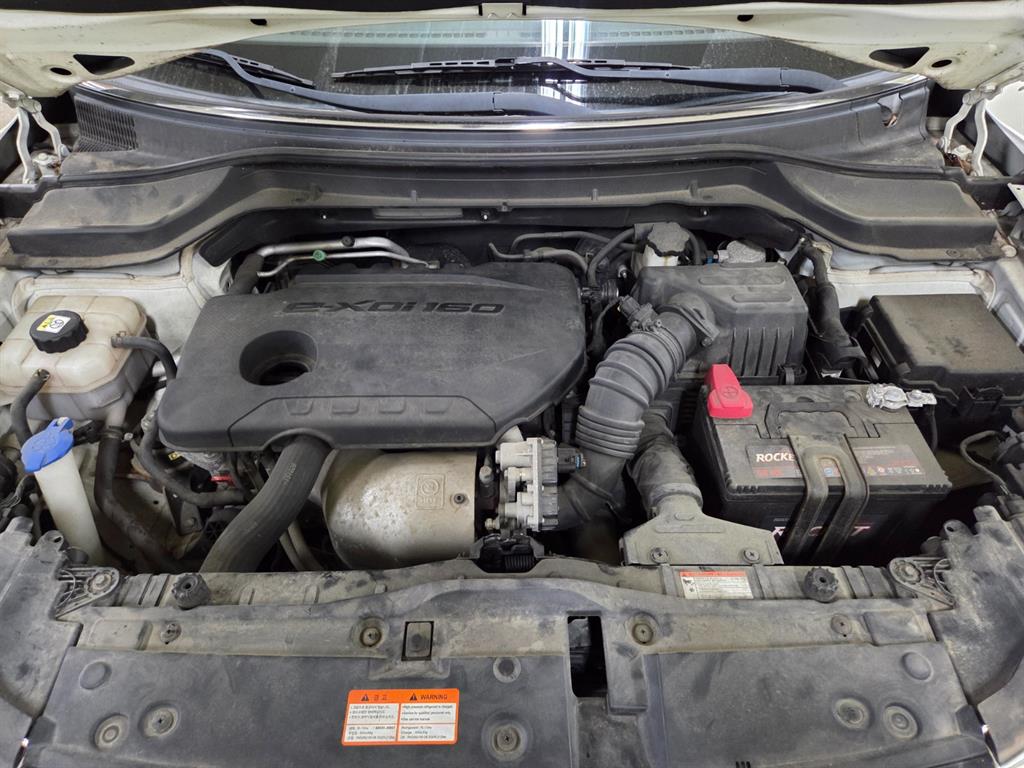 Ssangyong Tivoli 2016 Blanco - Importación desde Corea - HF Imports Iquique - Foto 17