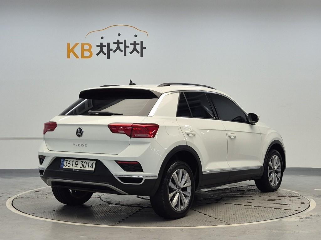 Volkswagen T-Roc - Vista 3