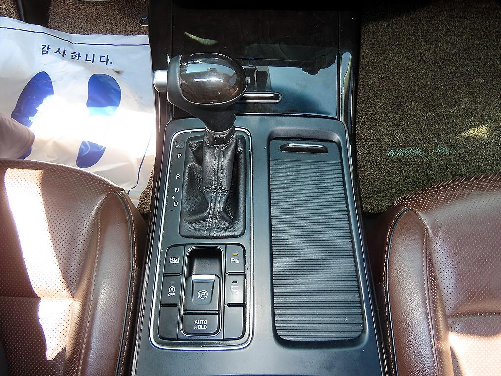 KIA Sorento - Vista 10