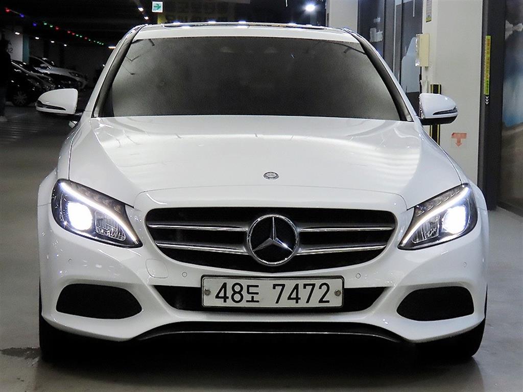 Mercedes Benz C Class - Vista 2