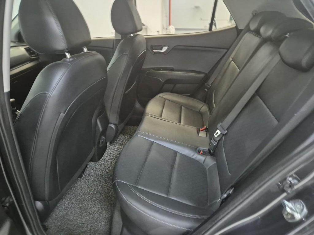KIA Stonic 2018 Gris - Importación desde Corea - HF Imports Iquique - Foto 14