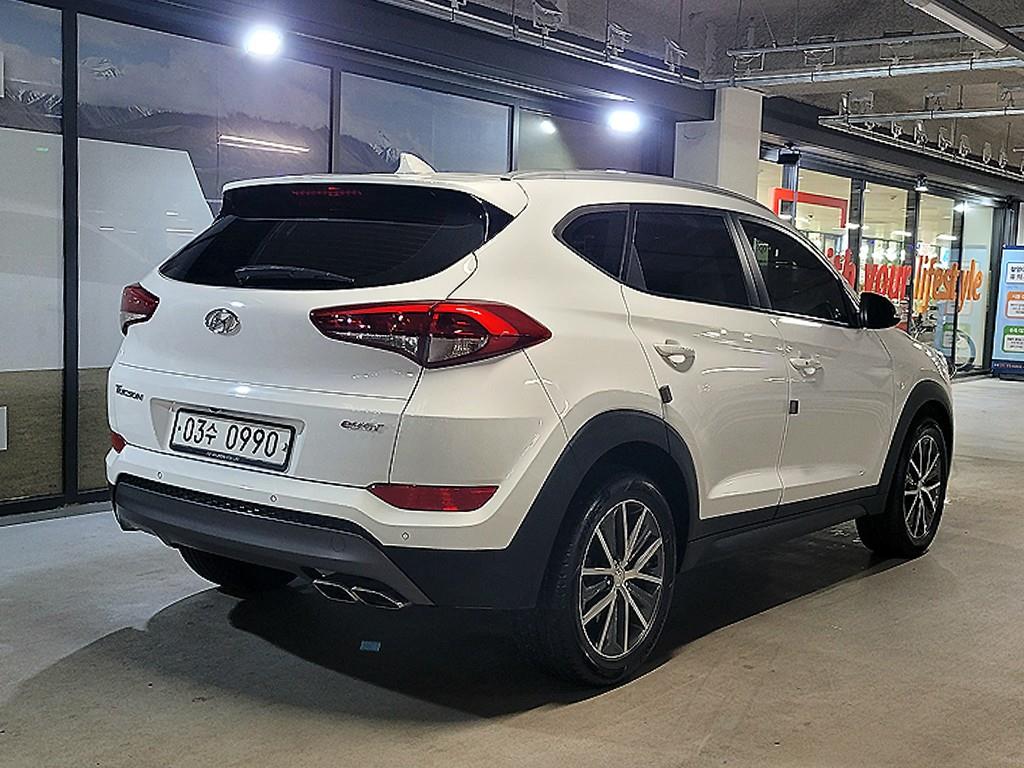 HYUNDAI Tucson - Vista 4