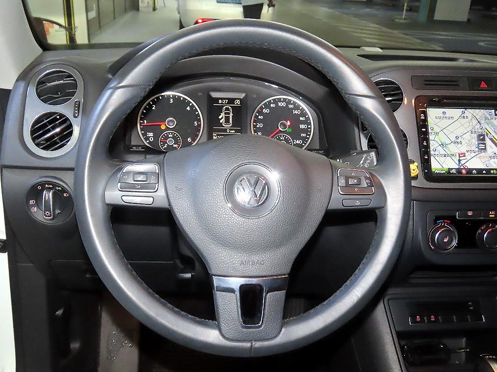 Volkswagen Tiguan - Vista 8