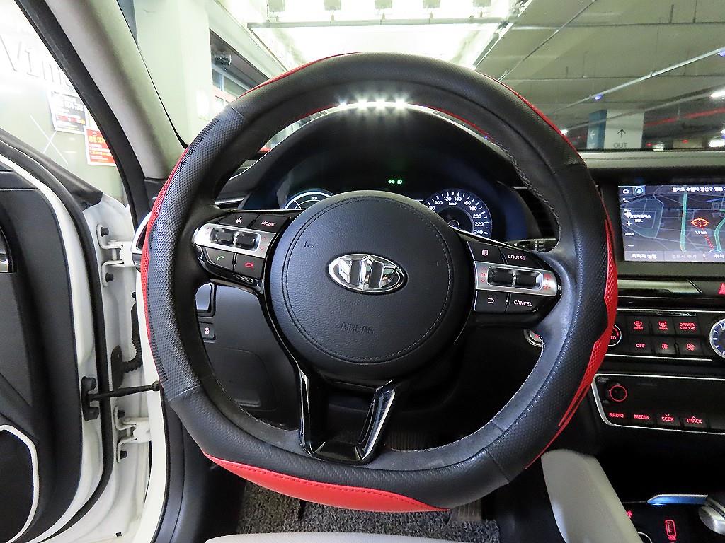 KIA K7 - Vista 8