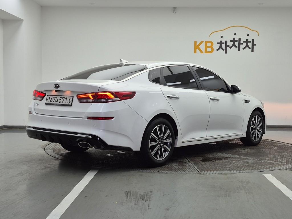KIA K5 - Vista 4