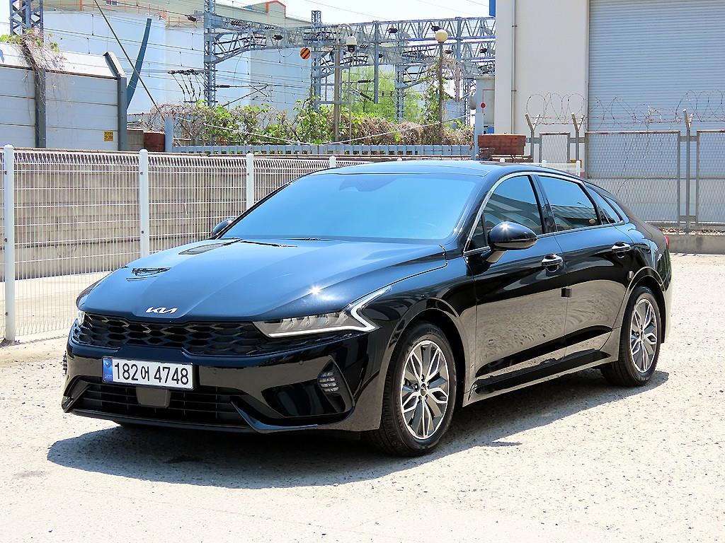 KIA K5 2023 Negro - Importación desde Corea - HF Imports Iquique - Foto 1