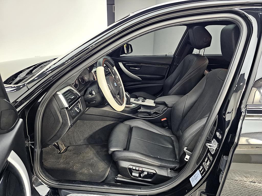 BMW 3 series - Vista 8