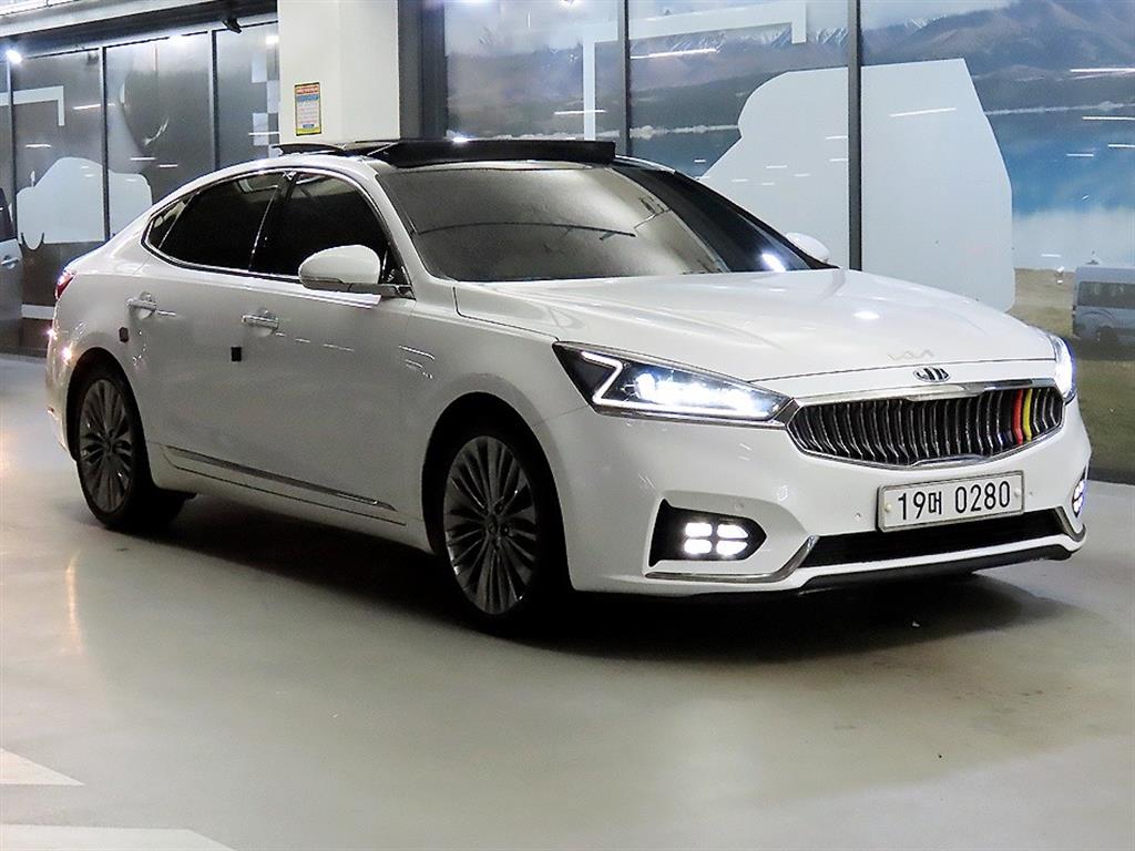 KIA K7 2017 Blanco - Importación desde Corea - HF Imports Iquique - Foto 1