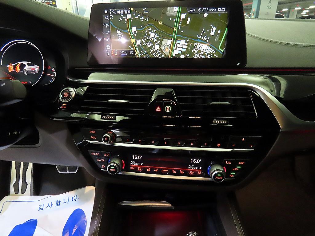BMW 5 Series - Vista 11