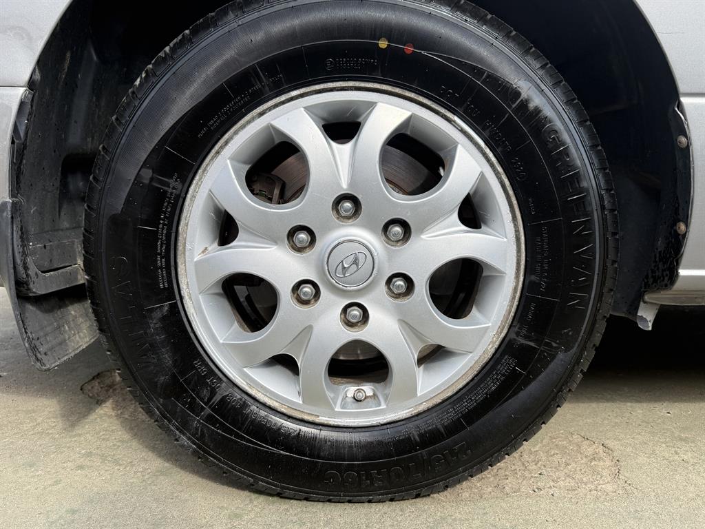 HYUNDAI Starex 2015 Gris - Importación desde Corea - HF Imports Iquique - Foto 19