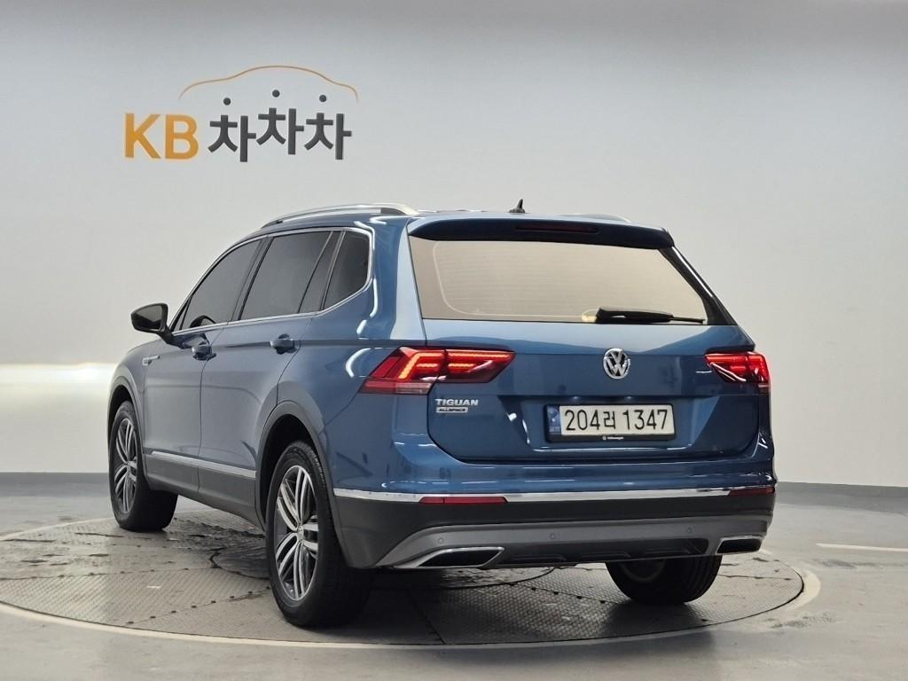 Volkswagen Tiguan - Vista 2