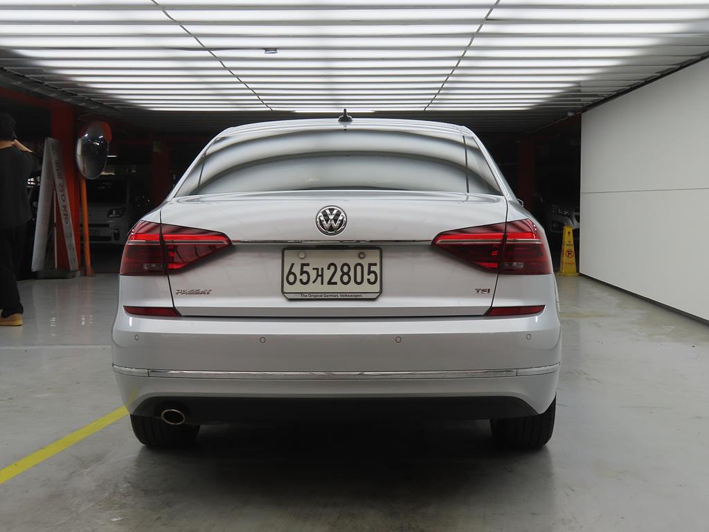 Volkswagen Passat - Vista 3